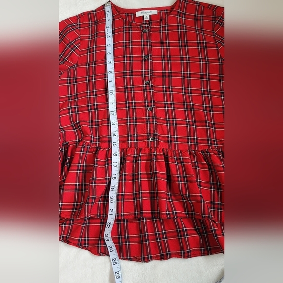 MADEWELL Red Plaid Ruffled Top. Button up. Ladies Size Medium. - Picture 13 of 15